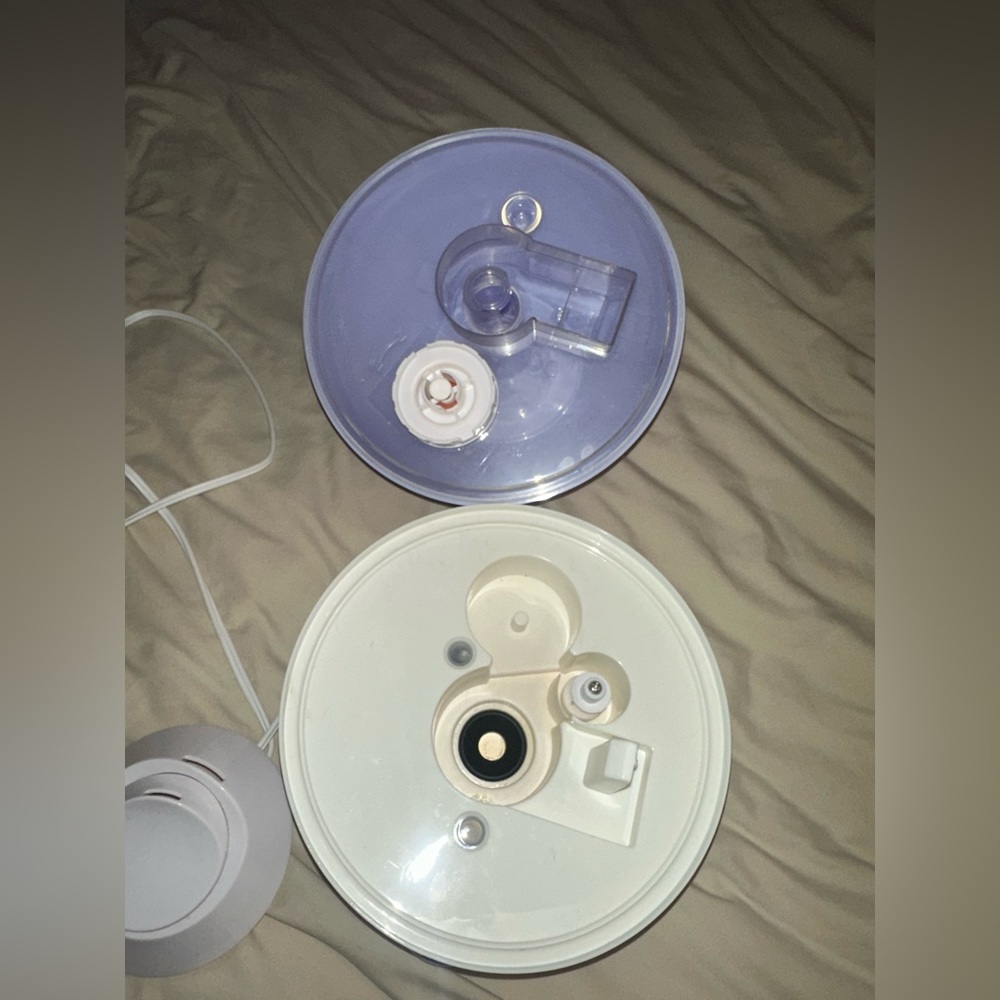 Color Changing Humidifier - Picture 7 of 16